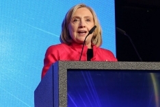 02-Hillary-Clinton-02.jpg
