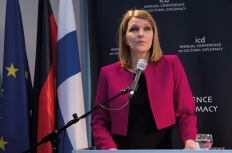 Mari Kiviniemi.jpg