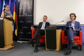Panel_Debate_CDEU2018.jpg