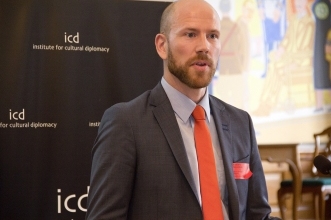 marcus andersson (7).jpg