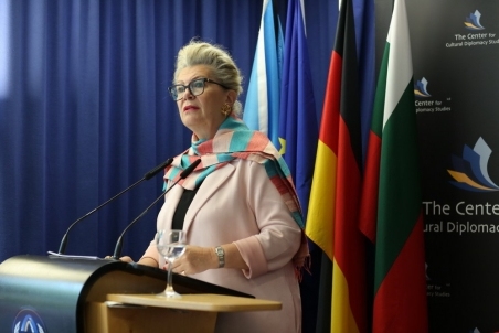 KatalynBogyay010.jpg