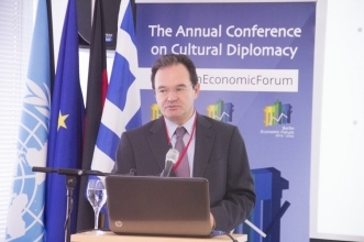 George-Papaconstantinou.jpg