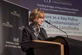 Linda Lanzillotta.jpg