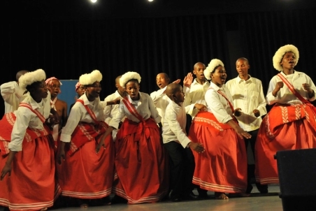 20090609_Lesotho_Traditional_Dance_DSC_9772.jpg