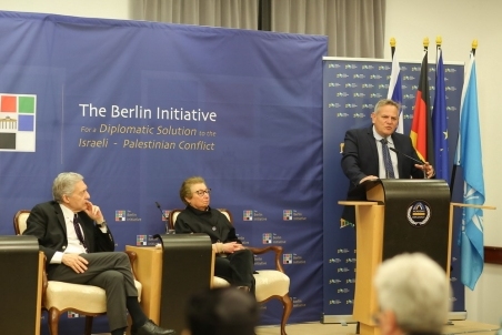 NitzanHorowitz02.jpg