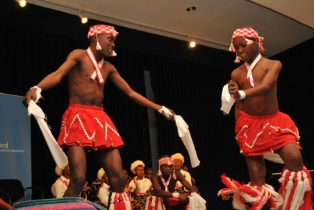 20090609_Lesotho_Traditional_Dance_DSC_9530.jpg