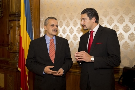 2013_10 Delegation Bucharest 02.jpg