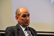 208.jpg