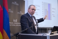 2013_12 Annual Conference 004.jpg