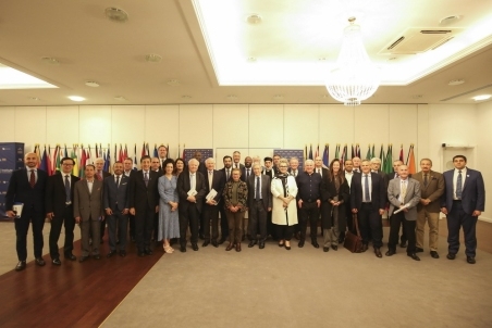202503_BEF_Groupphotos03.jpg