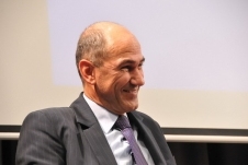 209.jpg