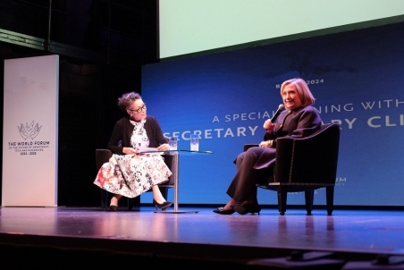 02-Hillary-Clinton-05.jpg
