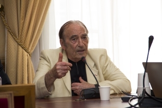 Miguel Angel Estrella (4).jpg