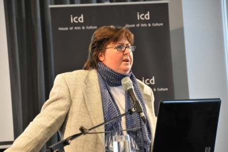 196.jpg