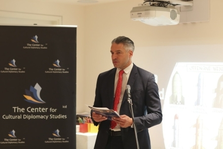 Mark Donfried (3).jpg