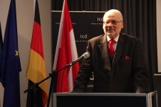 Erhard Busek04.jpg