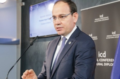 Bujar-Nishani.jpg