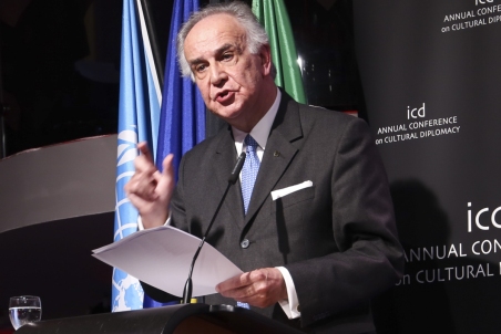 Jose-de-Faria-Costa_2.jpg