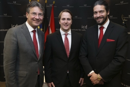 2014_03 BIEC 174.jpg