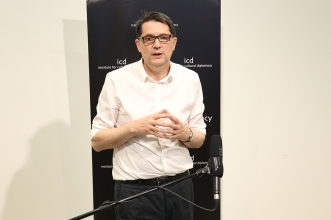 christoph_bartmann_newyork2016.jpg