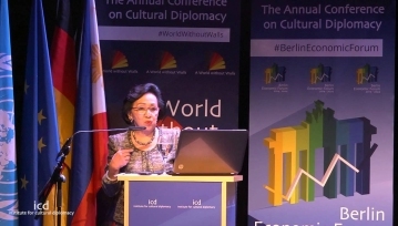 Delia_Domingo_Albert.jpg