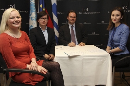 2014_03 BIEC 152.jpg