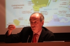 2011_09 A World without Walls 053.jpg