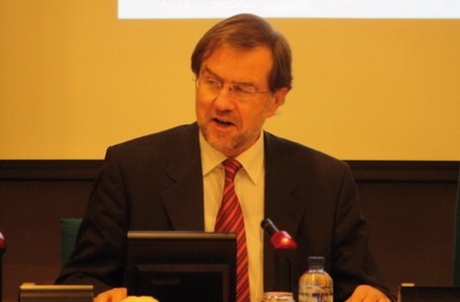 Alojz Peterle.jpg