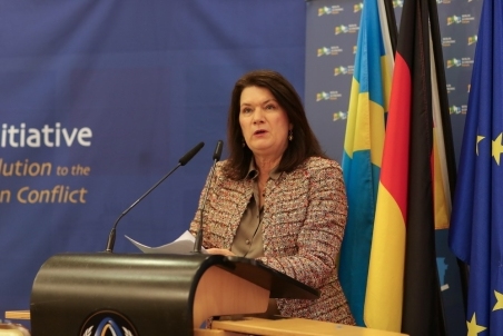 AnnLinde01.jpg