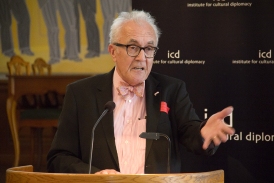 berd henningsen (8).jpg