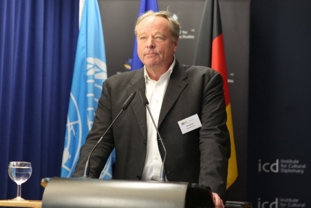 2023-bef_100.jpg