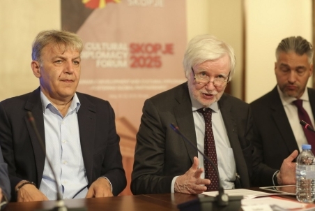 Erkki_Tuomioja_008.jpg