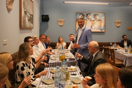 202407_WFDP_Group-Dinners_07.jpg