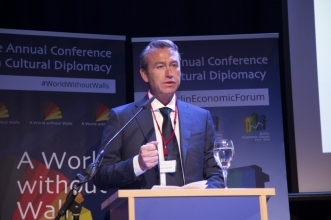 Jorgen-Hallundbaek.jpg