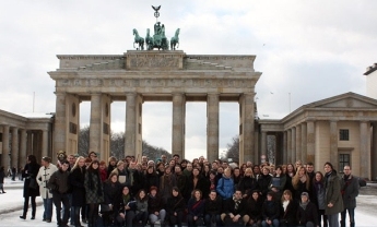 2009-02 cde.jpg