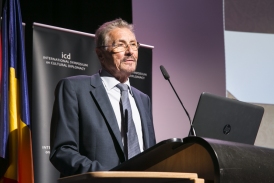 Emil_Constantinescu_ArabWorld2016.jpg