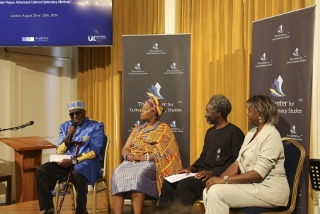 Papa Paul Jones Eganda I 2.jpg