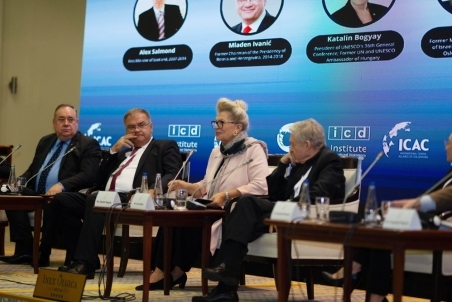 Katalin Bogyay04.jpg