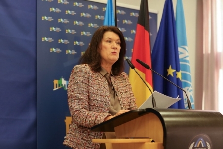 AnnLinde03.jpg