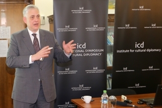 dan_petre_presentation_bucharest2016.jpg