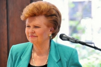 Vaira Vīķe-Freiberga.jpg