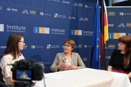 Hakima El Haite004.jpg