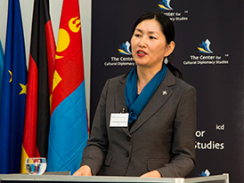 Tsedevdamba Oyungerel_tn.jpg