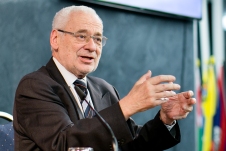 Erhard_Busek_Annual2016.jpg