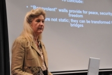 223.jpg