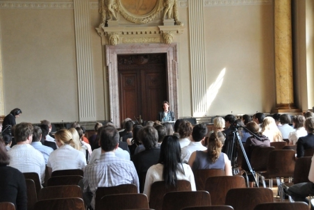 03-015.jpg