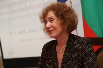 Elena Poptodorova.jpg