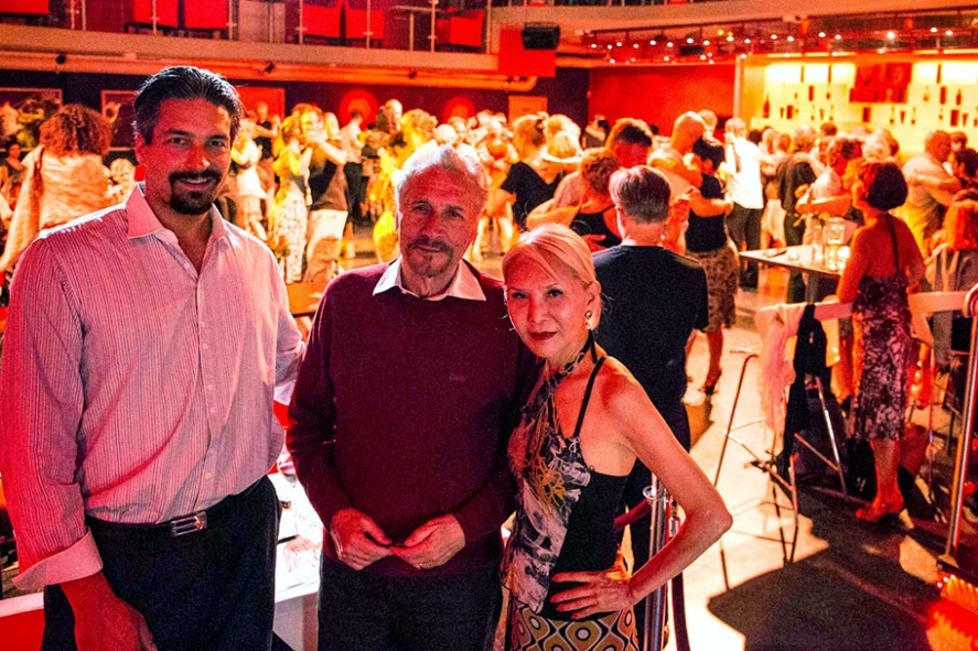 38526f932089d530baf20c1b856a5139.jpg