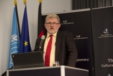 119.jpg