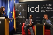 EconomicForum201.jpg